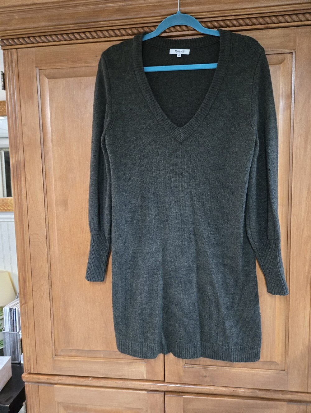 V-Neck Long Sleeve Sweater Dress - Dark Olive Green